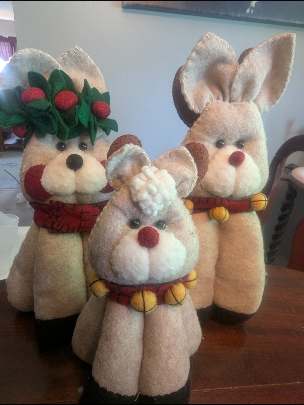 3 STUFFED  CHRISTMAS RAIN DEER FAMILY HALLWAY SET